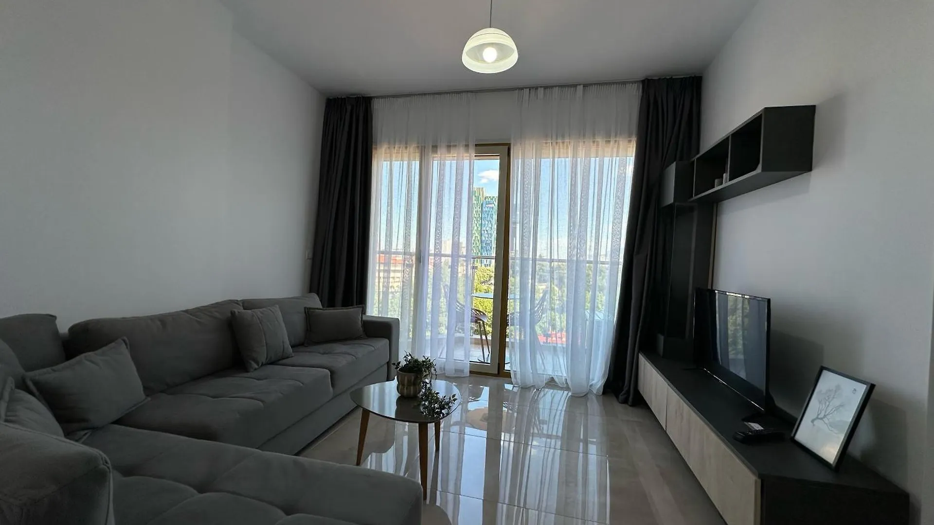 Mulaj Hotel Tirana