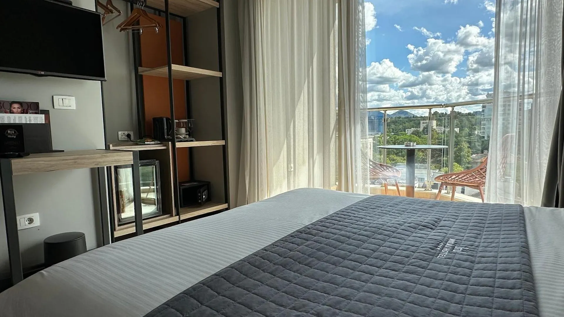 Mulaj Hotel Tirana