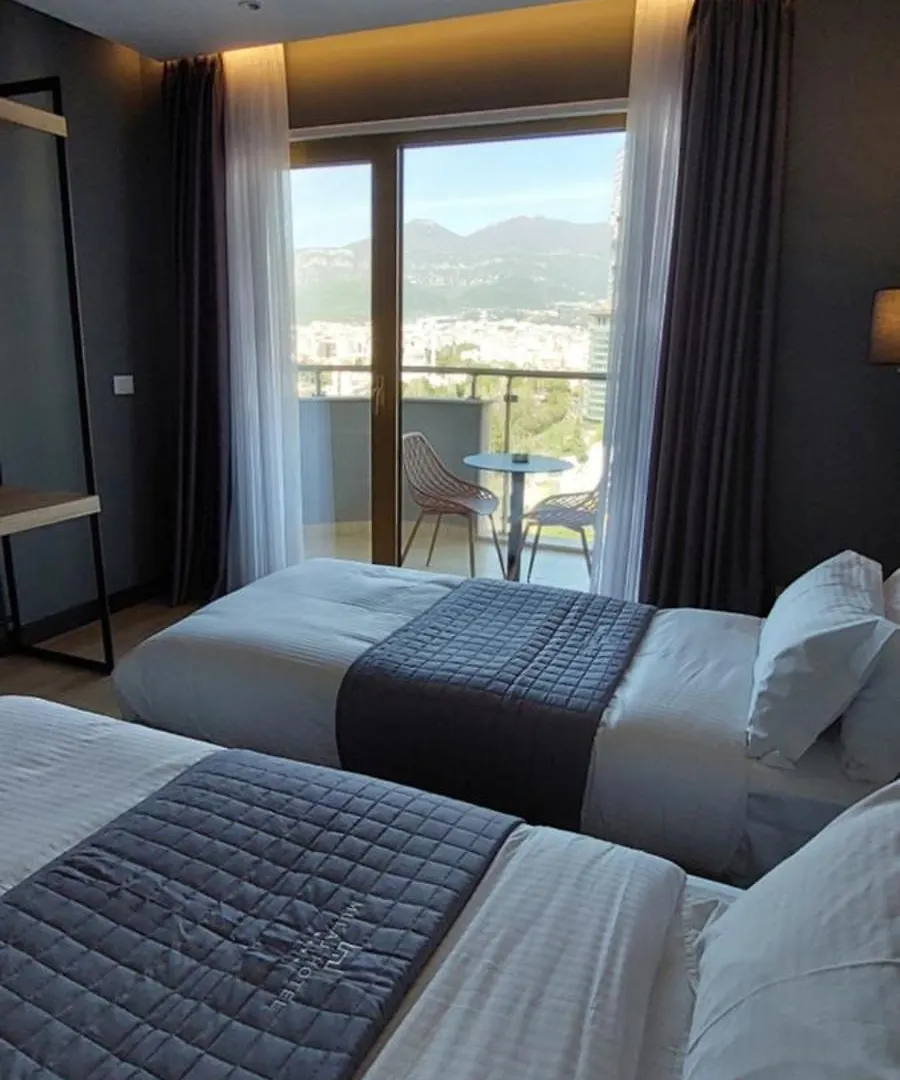 Mulaj Hotel Tirana 4*,